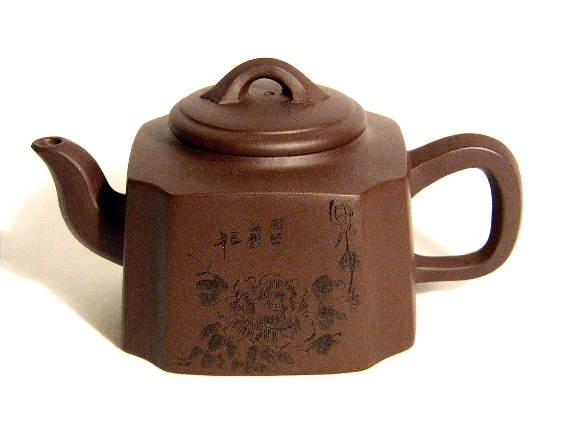 Yixing / Purple Clay Teapot - Etched Rose